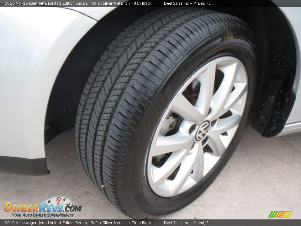 2010 Volkswagen Jetta Limited Edition Sedan Reflex Silver Metallic / Titan Black Photo #13