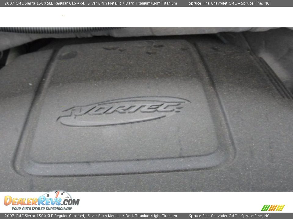 2007 GMC Sierra 1500 SLE Regular Cab 4x4 Silver Birch Metallic / Dark Titanium/Light Titanium Photo #18