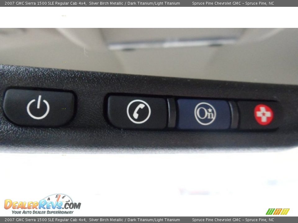 2007 GMC Sierra 1500 SLE Regular Cab 4x4 Silver Birch Metallic / Dark Titanium/Light Titanium Photo #33