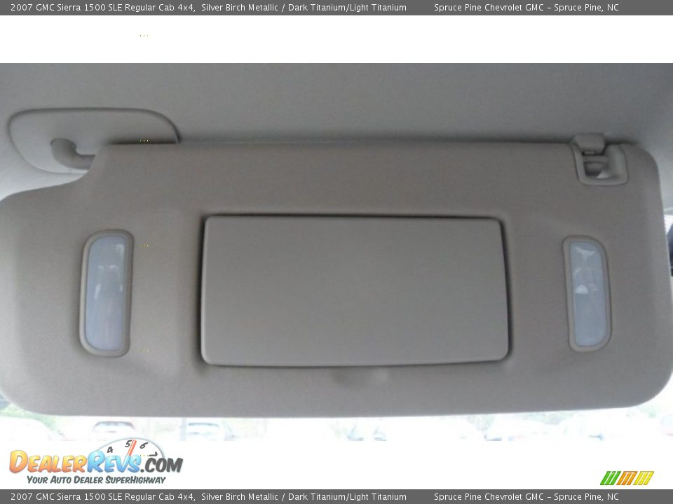 2007 GMC Sierra 1500 SLE Regular Cab 4x4 Silver Birch Metallic / Dark Titanium/Light Titanium Photo #34