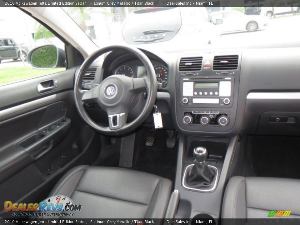 2010 Volkswagen Jetta Limited Edition Sedan Platinum Grey Metallic / Titan Black Photo #12