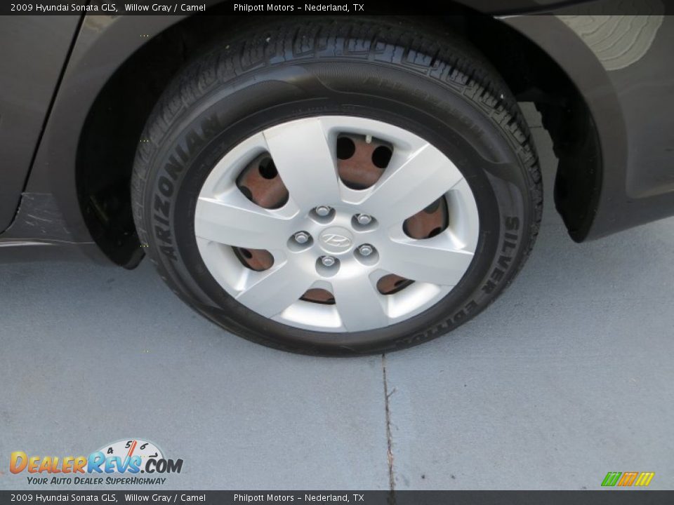 2009 Hyundai Sonata GLS Willow Gray / Camel Photo #12