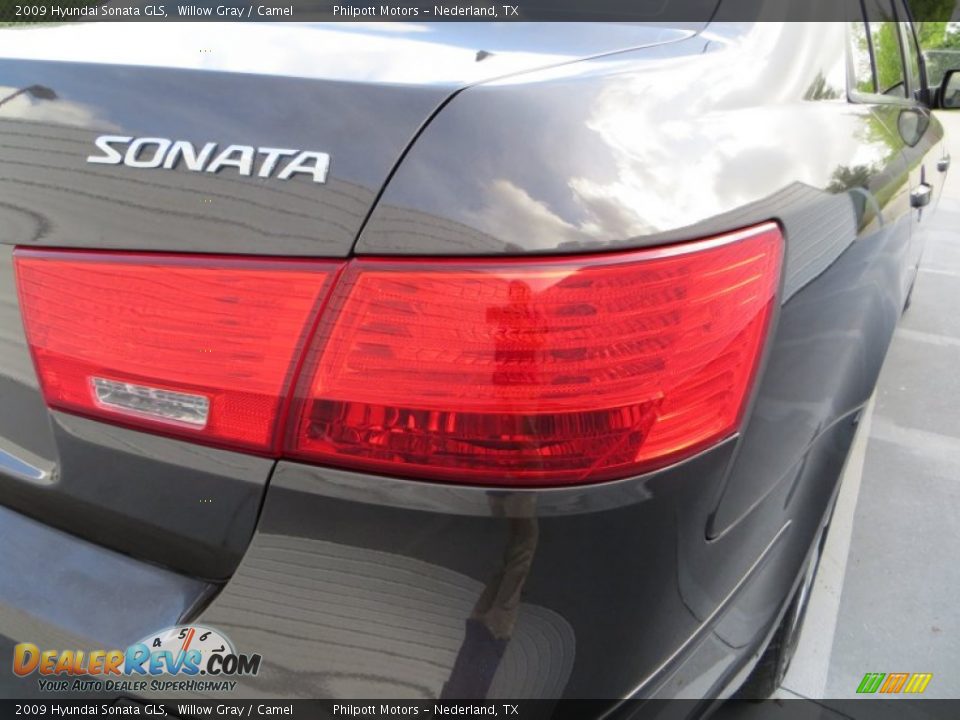 2009 Hyundai Sonata GLS Willow Gray / Camel Photo #19