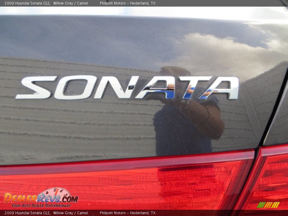 2009 Hyundai Sonata GLS Willow Gray / Camel Photo #20