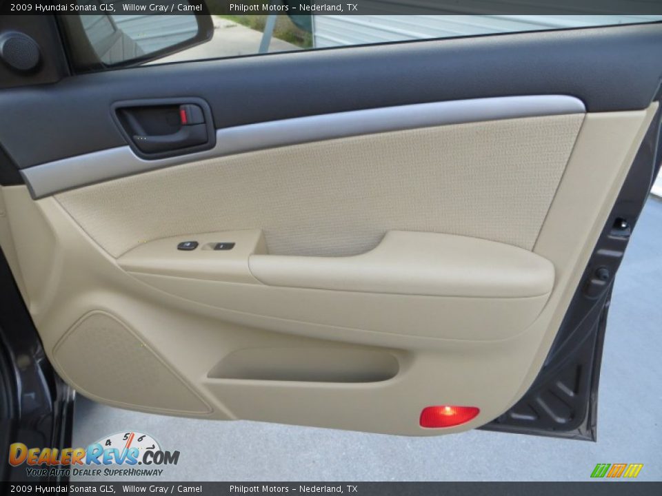 2009 Hyundai Sonata GLS Willow Gray / Camel Photo #24