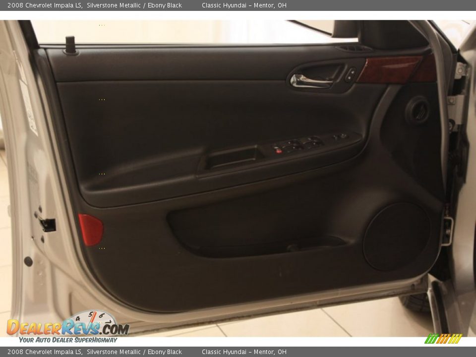 2008 Chevrolet Impala LS Silverstone Metallic / Ebony Black Photo #4