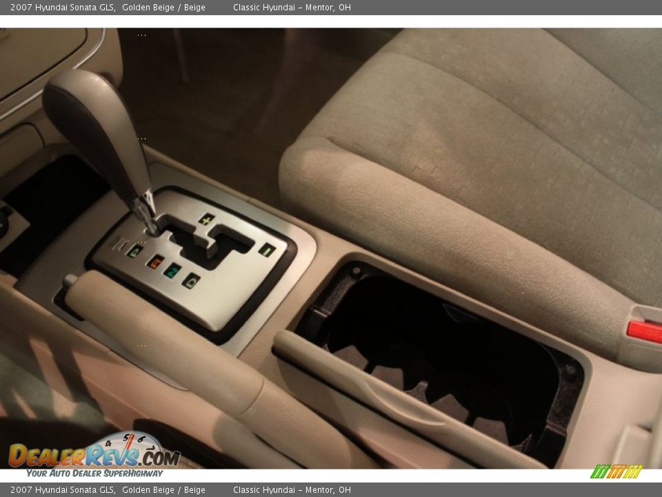 2007 Hyundai Sonata GLS Shifter Photo #10