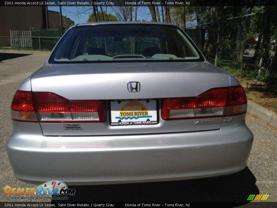 2001 Honda Accord LX Sedan Satin Silver Metallic / Quartz Gray Photo #6