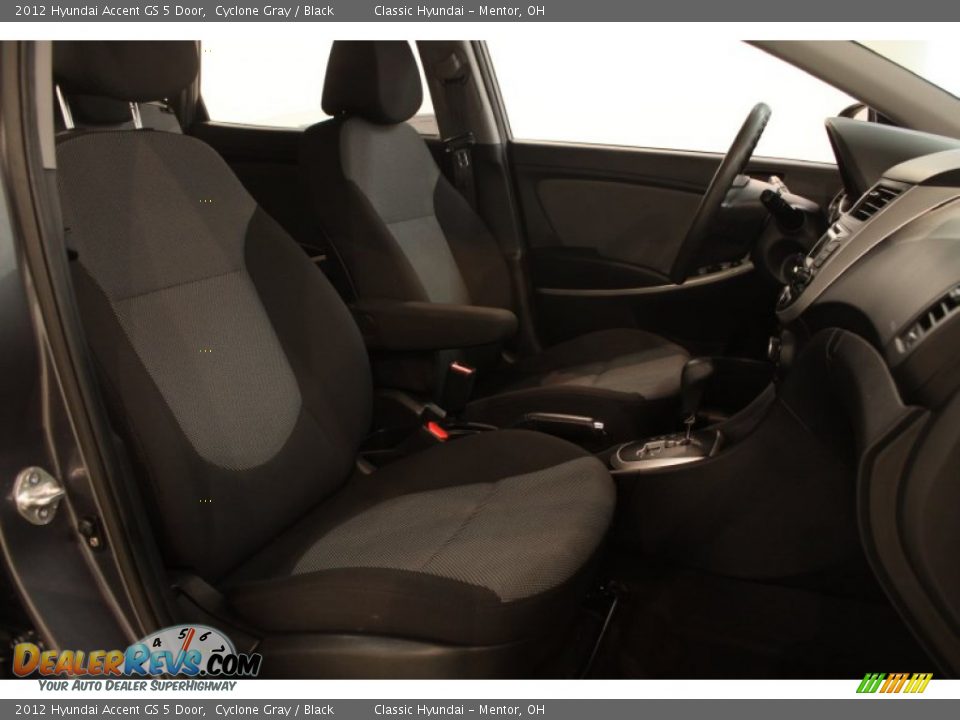 2012 Hyundai Accent GS 5 Door Cyclone Gray / Black Photo #10