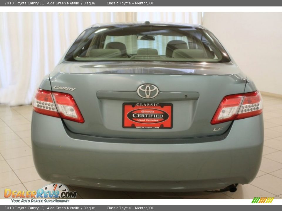 2010 Toyota Camry LE Aloe Green Metallic / Bisque Photo #14