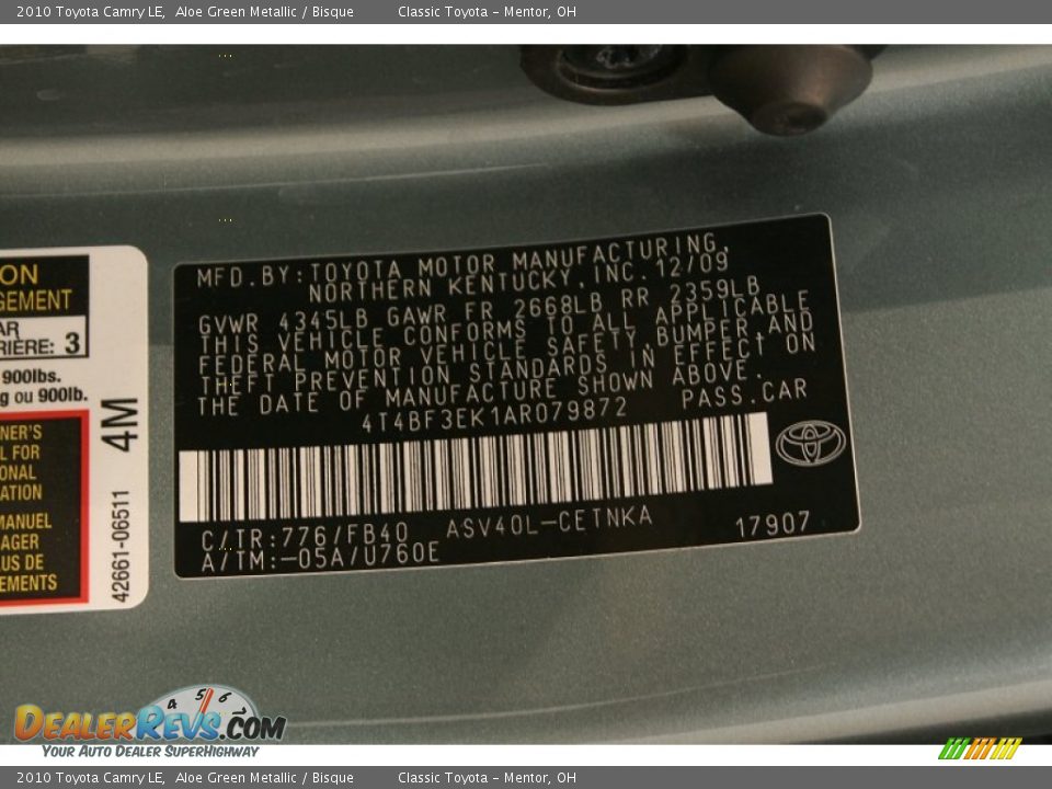 2010 Toyota Camry LE Aloe Green Metallic / Bisque Photo #17