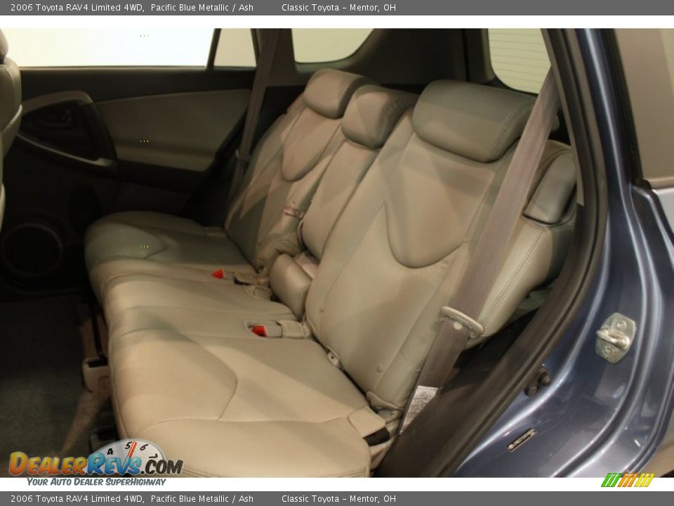 2006 Toyota RAV4 Limited 4WD Pacific Blue Metallic / Ash Photo #12