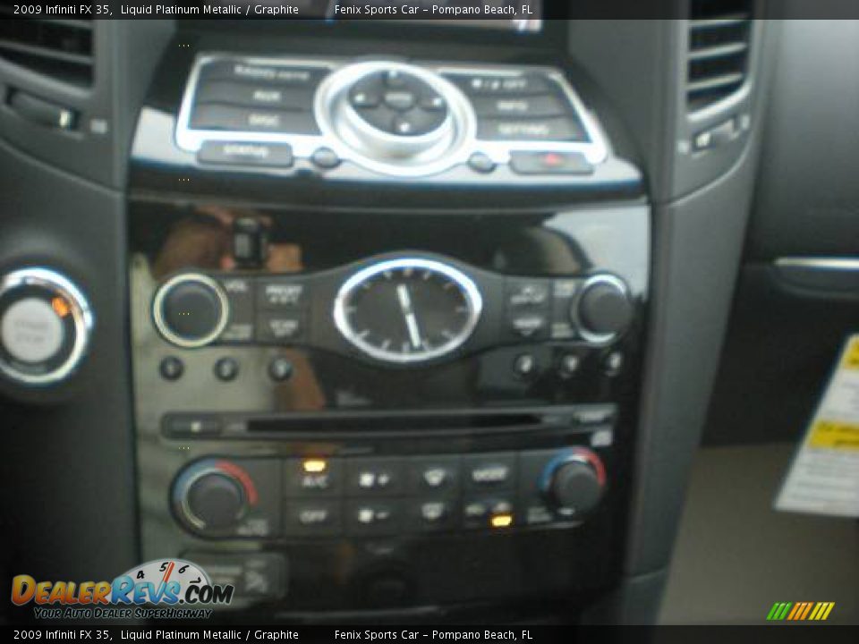 2009 Infiniti FX 35 Liquid Platinum Metallic / Graphite Photo #17