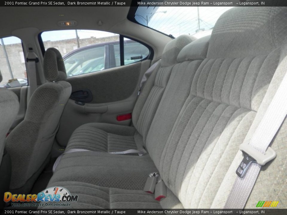 2001 Pontiac Grand Prix SE Sedan Dark Bronzemist Metallic / Taupe Photo #5