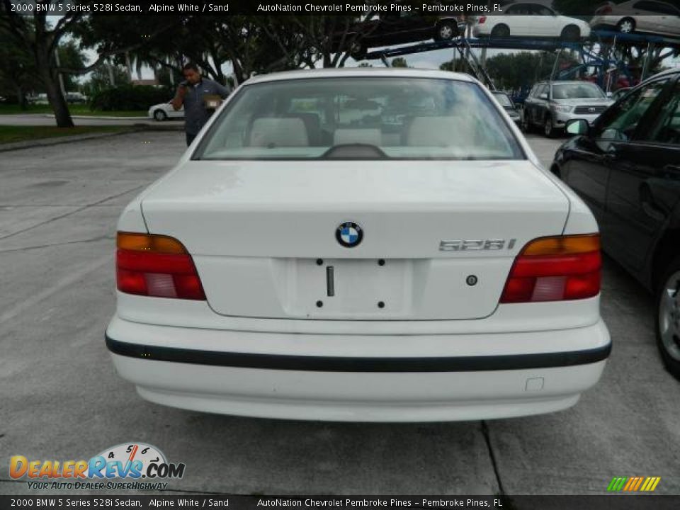 2000 BMW 5 Series 528i Sedan Alpine White / Sand Photo #4