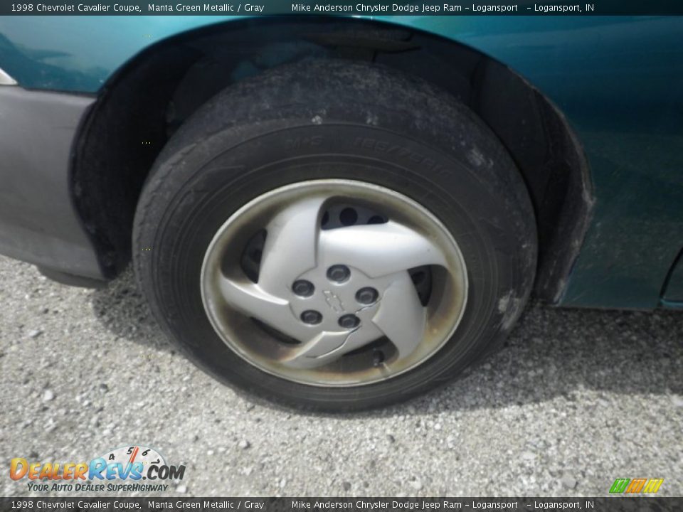 1998 Chevrolet Cavalier Coupe Manta Green Metallic / Gray Photo #8
