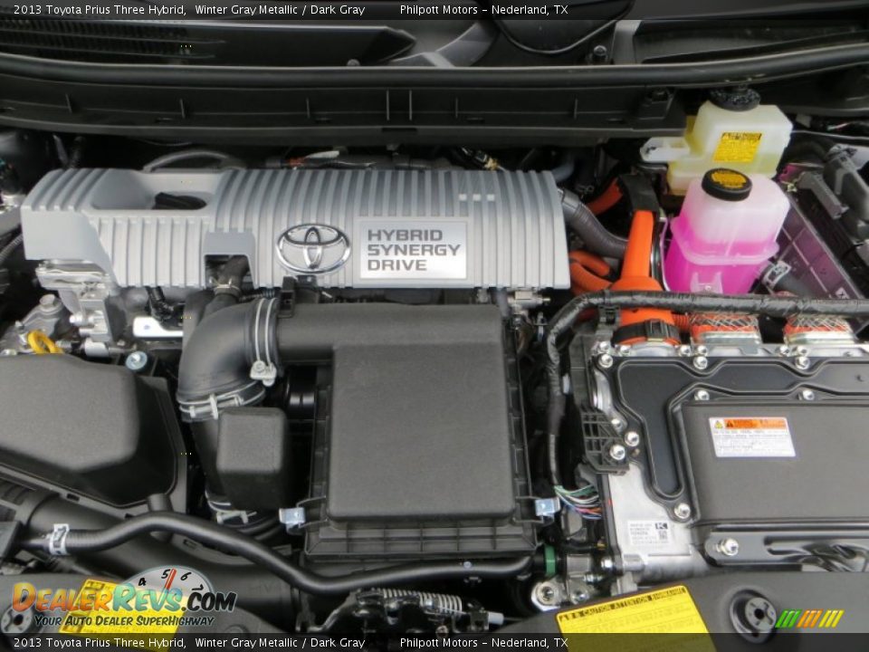 2013 Toyota Prius Three Hybrid Winter Gray Metallic / Dark Gray Photo #18