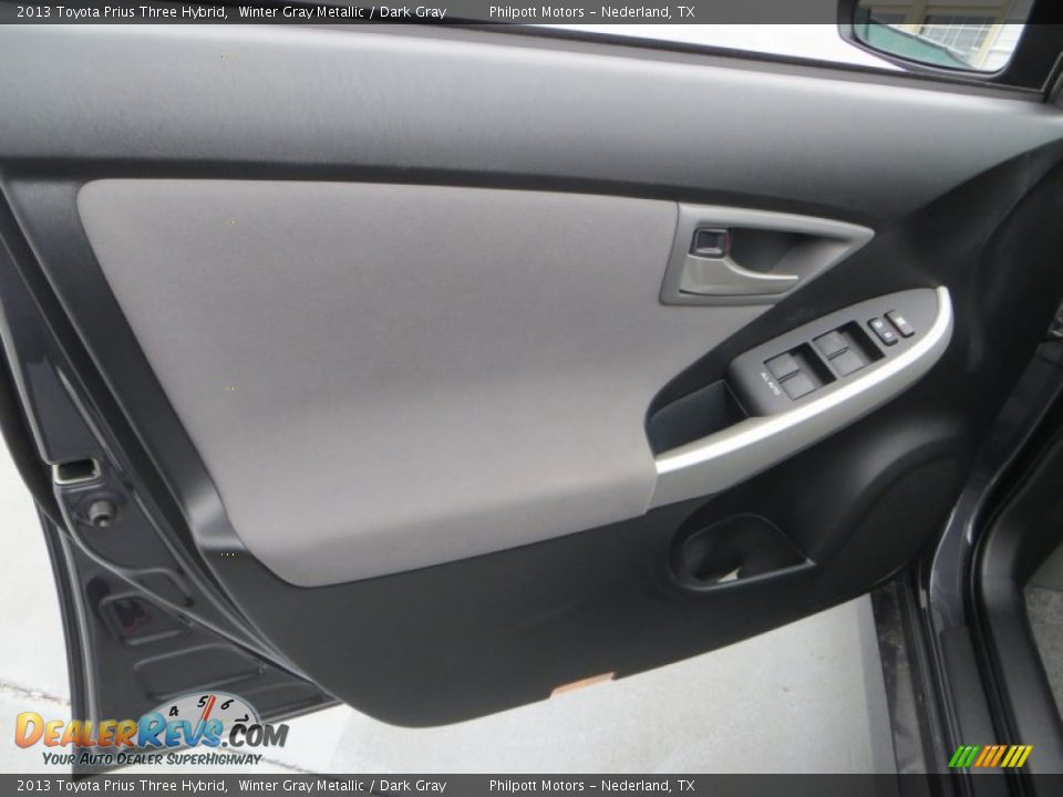 2013 Toyota Prius Three Hybrid Winter Gray Metallic / Dark Gray Photo #22