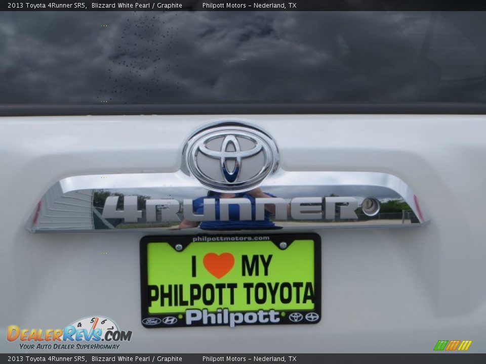 2013 Toyota 4Runner SR5 Blizzard White Pearl / Graphite Photo #6