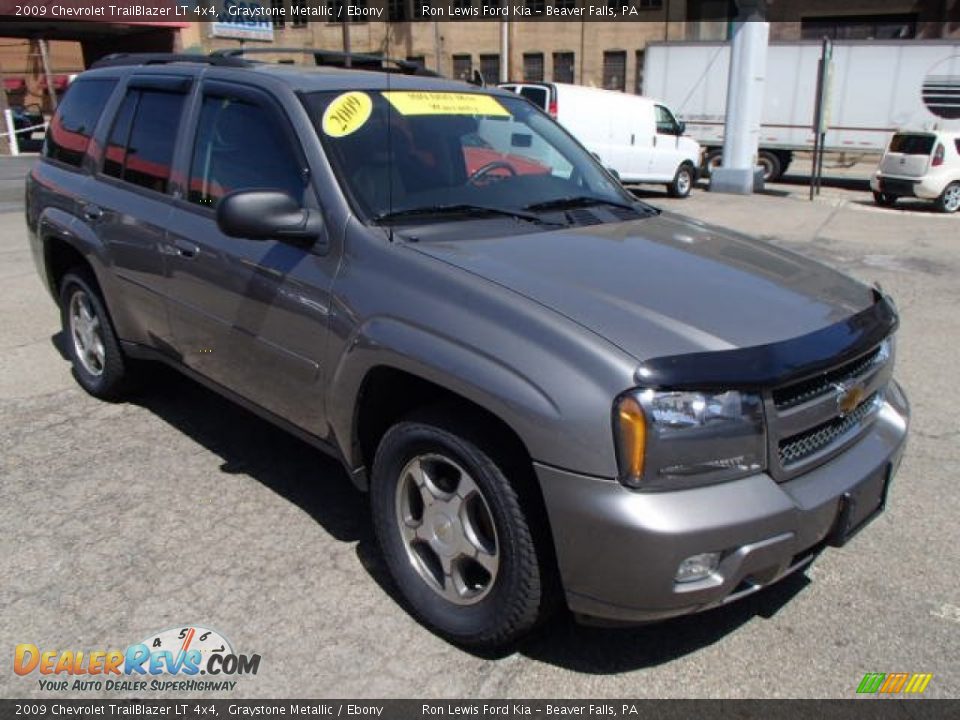 2009 Chevrolet TrailBlazer LT 4x4 Graystone Metallic / Ebony Photo #2
