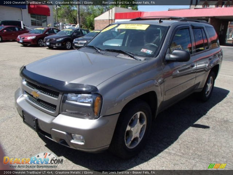 2009 Chevrolet TrailBlazer LT 4x4 Graystone Metallic / Ebony Photo #4