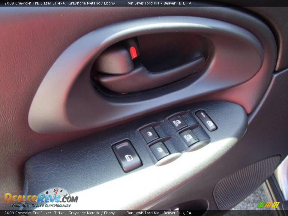 2009 Chevrolet TrailBlazer LT 4x4 Graystone Metallic / Ebony Photo #14