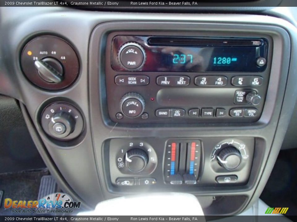 2009 Chevrolet TrailBlazer LT 4x4 Graystone Metallic / Ebony Photo #16