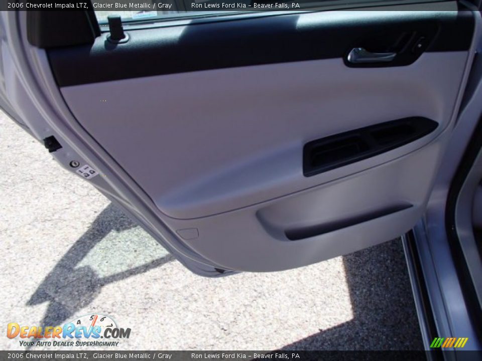 2006 Chevrolet Impala LTZ Glacier Blue Metallic / Gray Photo #14