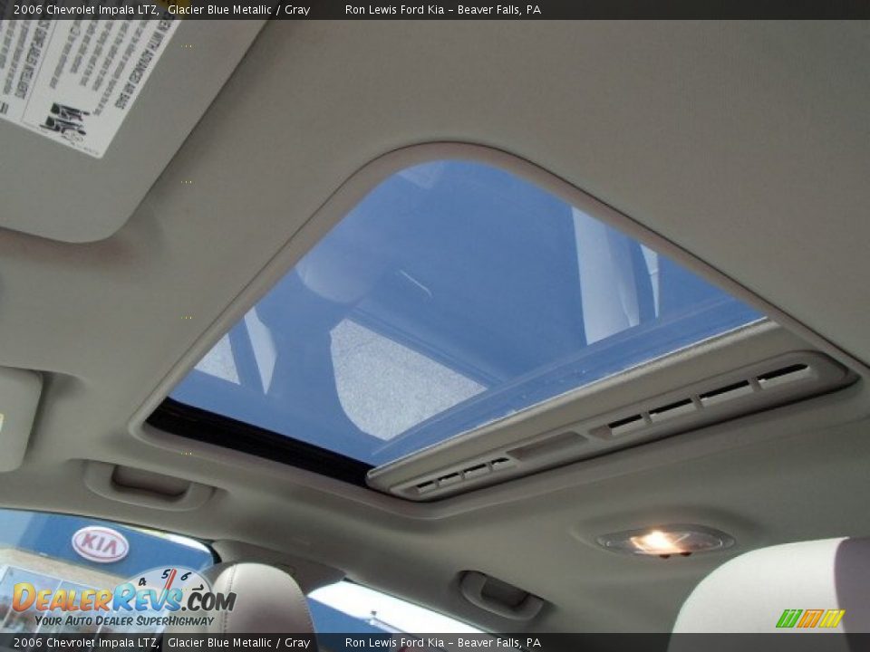 2006 Chevrolet Impala LTZ Glacier Blue Metallic / Gray Photo #16