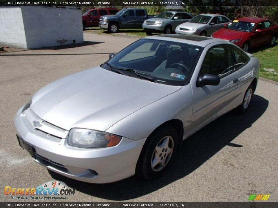 2004 Chevrolet Cavalier Coupe Ultra Silver Metallic / Graphite Photo #4