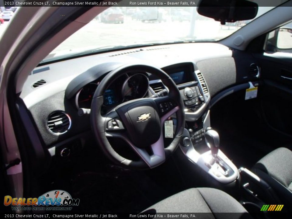 2013 Chevrolet Cruze LT Champagne Silver Metallic / Jet Black Photo #10