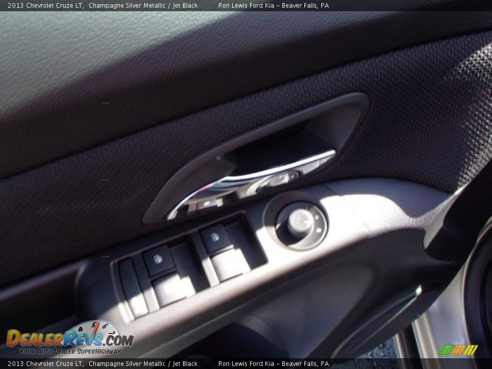 2013 Chevrolet Cruze LT Champagne Silver Metallic / Jet Black Photo #15