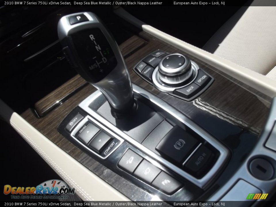 2010 BMW 7 Series 750Li xDrive Sedan Shifter Photo #25