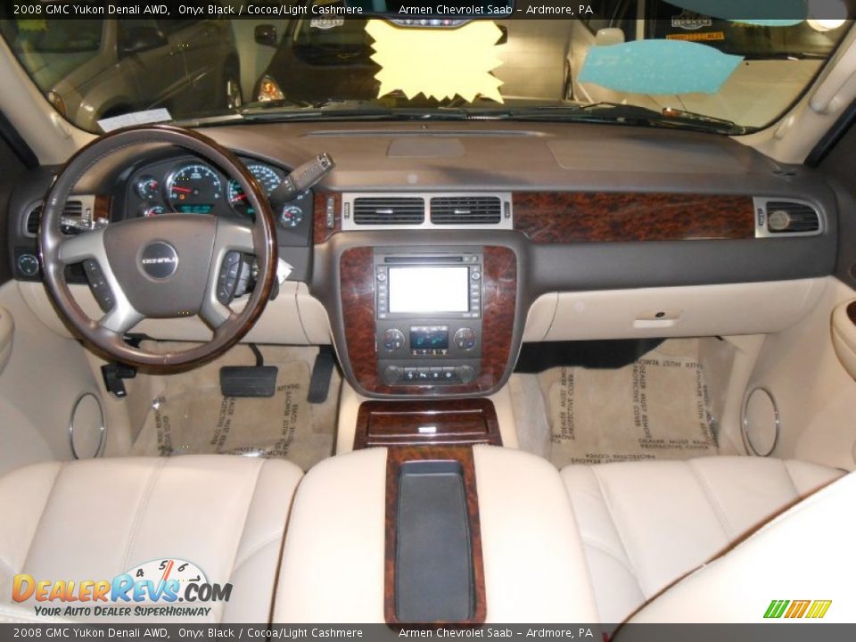 2008 GMC Yukon Denali AWD Onyx Black / Cocoa/Light Cashmere Photo #17