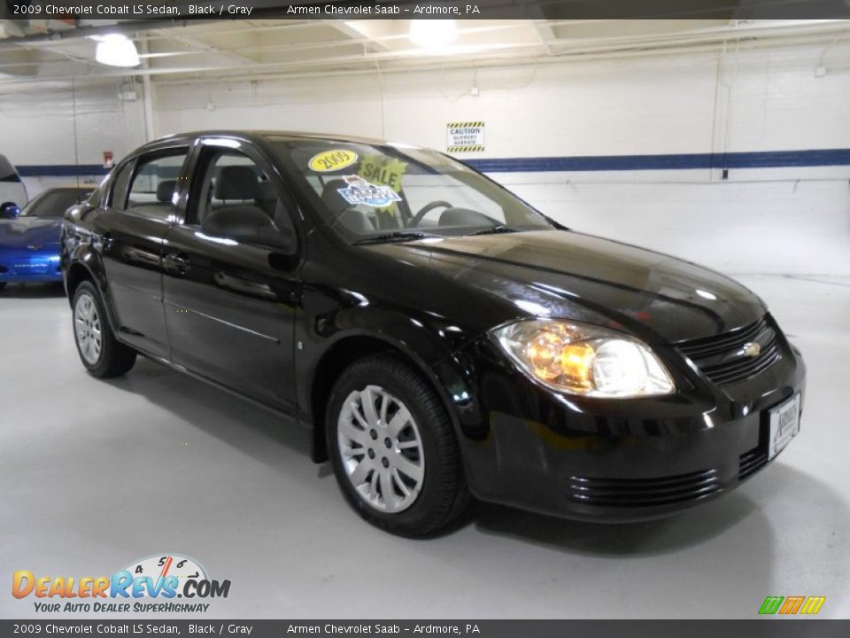 2009 Chevrolet Cobalt LS Sedan Black / Gray Photo #3