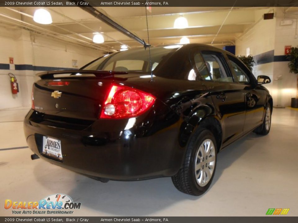 2009 Chevrolet Cobalt LS Sedan Black / Gray Photo #5