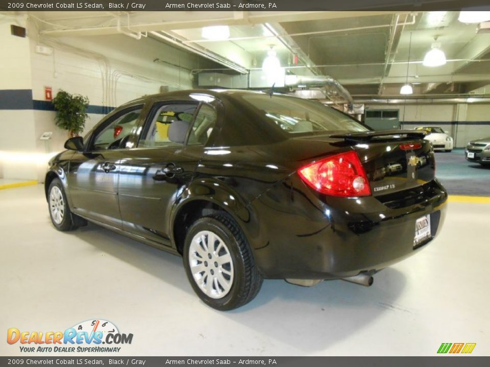 2009 Chevrolet Cobalt LS Sedan Black / Gray Photo #7