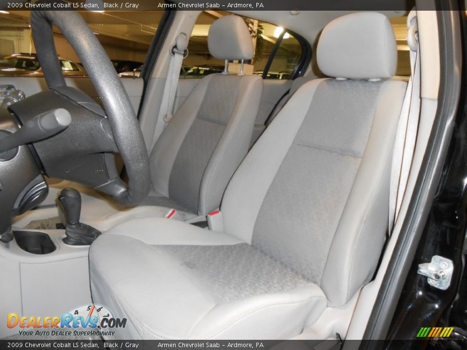 2009 Chevrolet Cobalt LS Sedan Black / Gray Photo #11