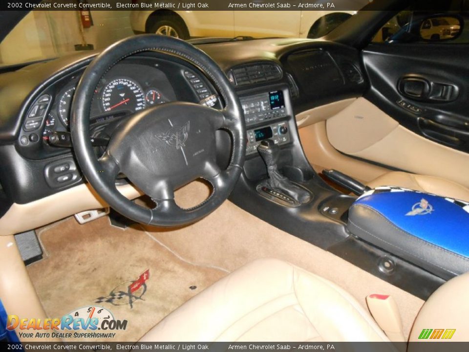 2002 Chevrolet Corvette Convertible Electron Blue Metallic / Light Oak Photo #9