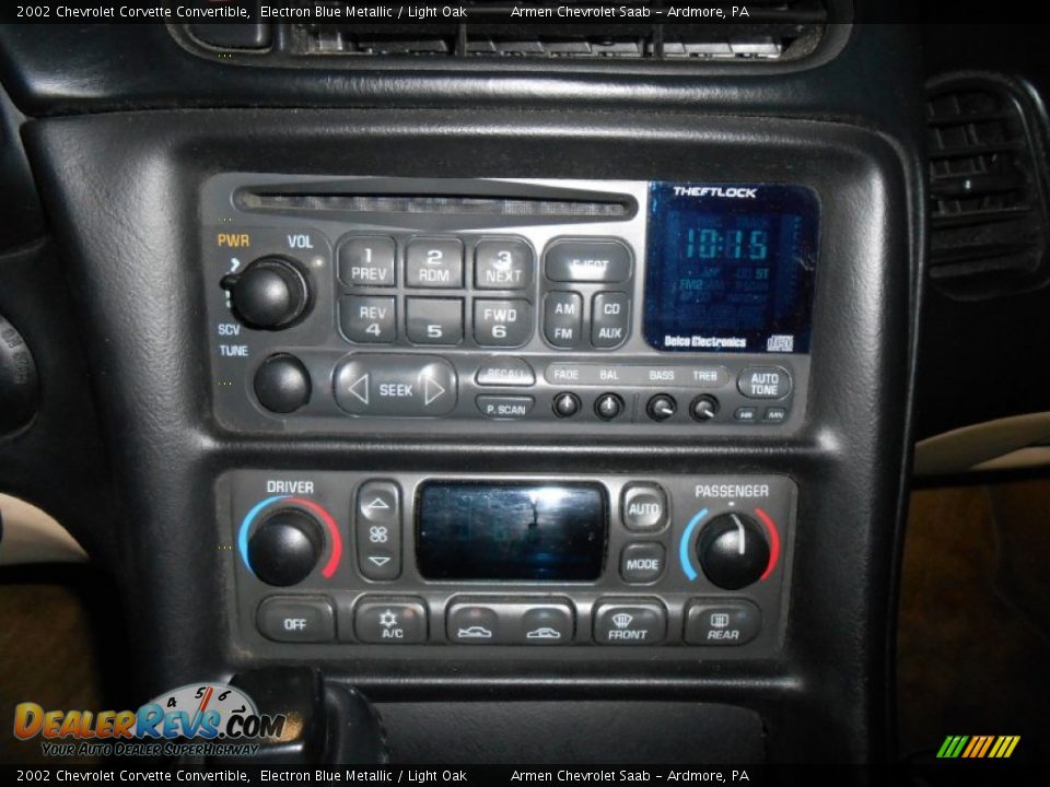 2002 Chevrolet Corvette Convertible Electron Blue Metallic / Light Oak Photo #20