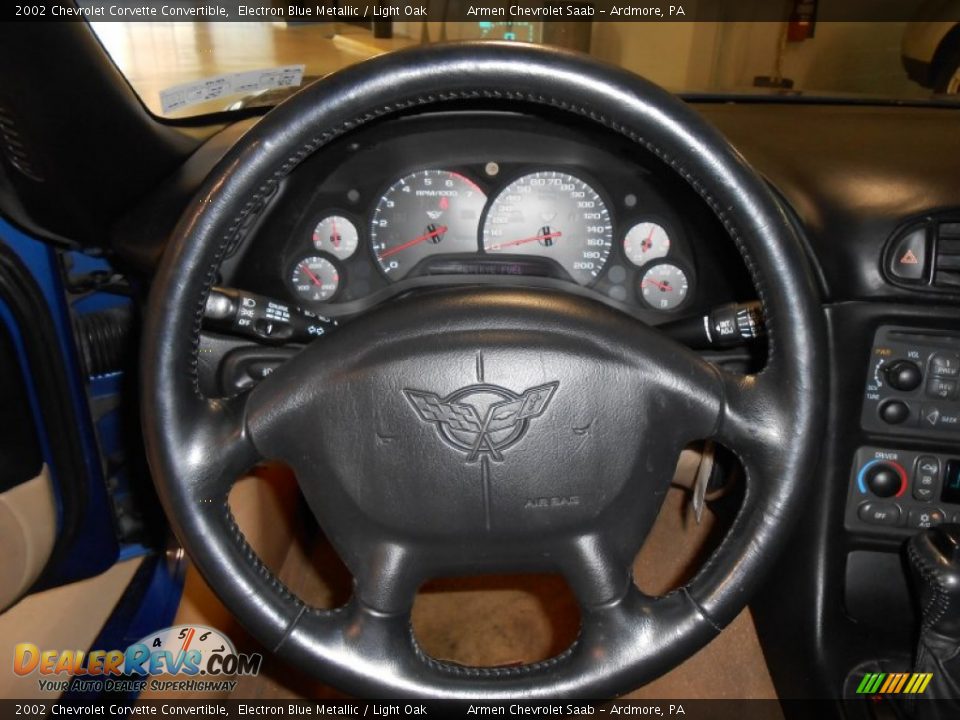 2002 Chevrolet Corvette Convertible Electron Blue Metallic / Light Oak Photo #22