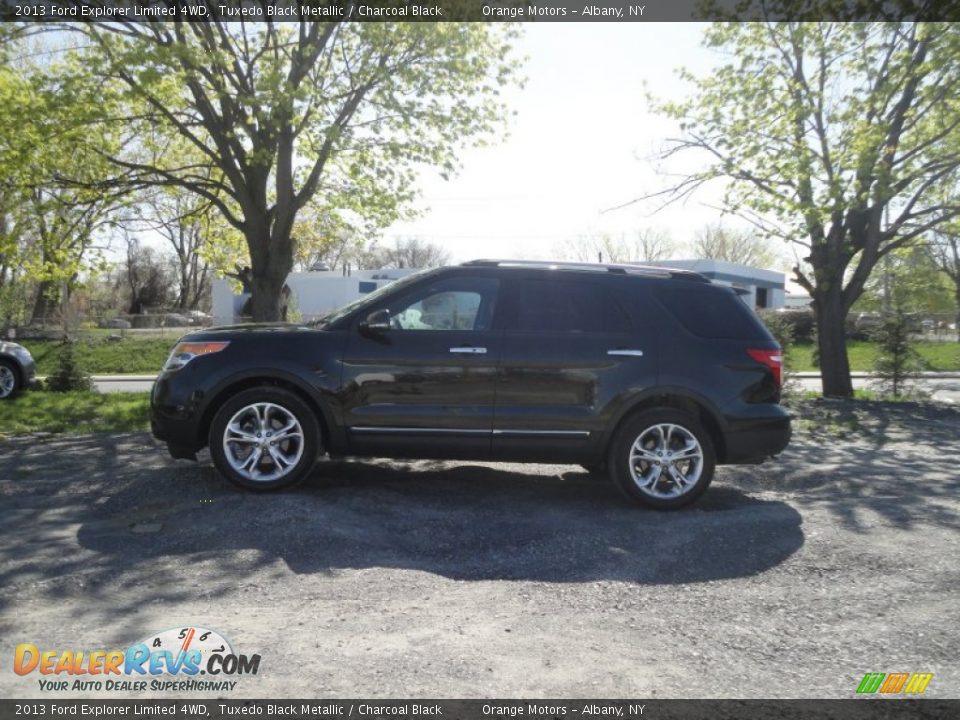 2013 Ford Explorer Limited 4WD Tuxedo Black Metallic / Charcoal Black Photo #2