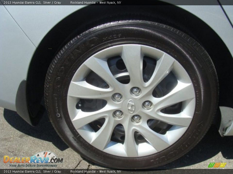 2013 Hyundai Elantra GLS Silver / Gray Photo #25