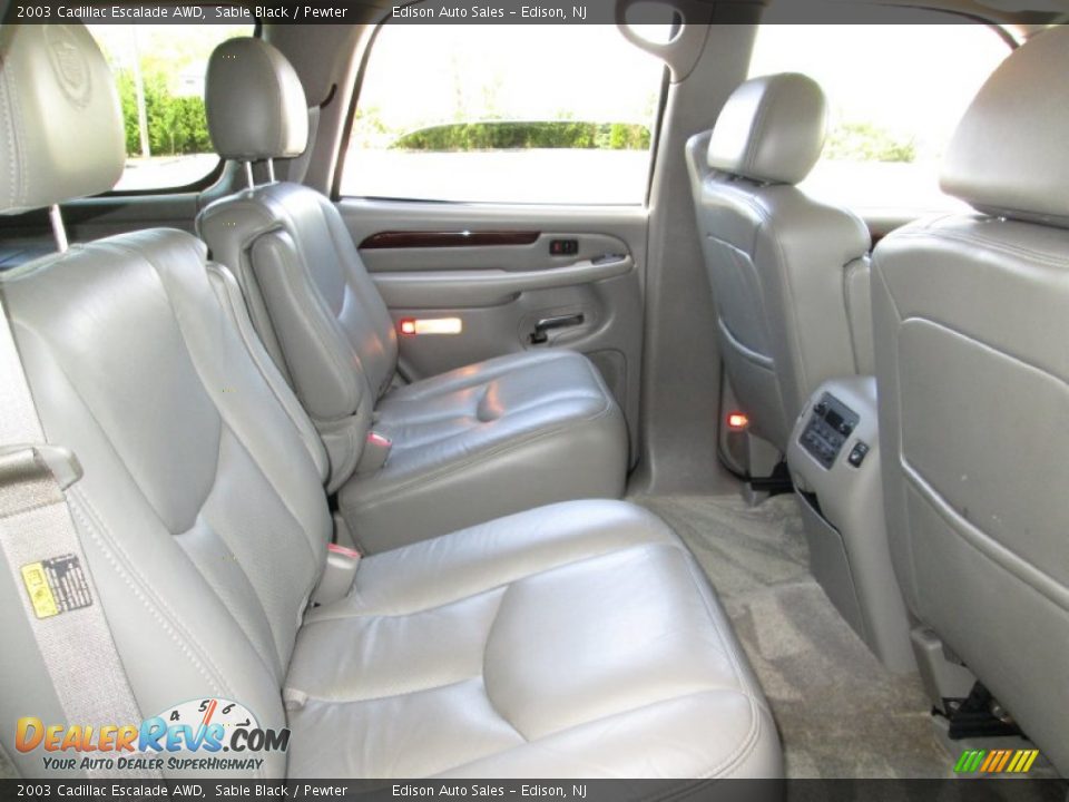 2003 Cadillac Escalade AWD Sable Black / Pewter Photo #18