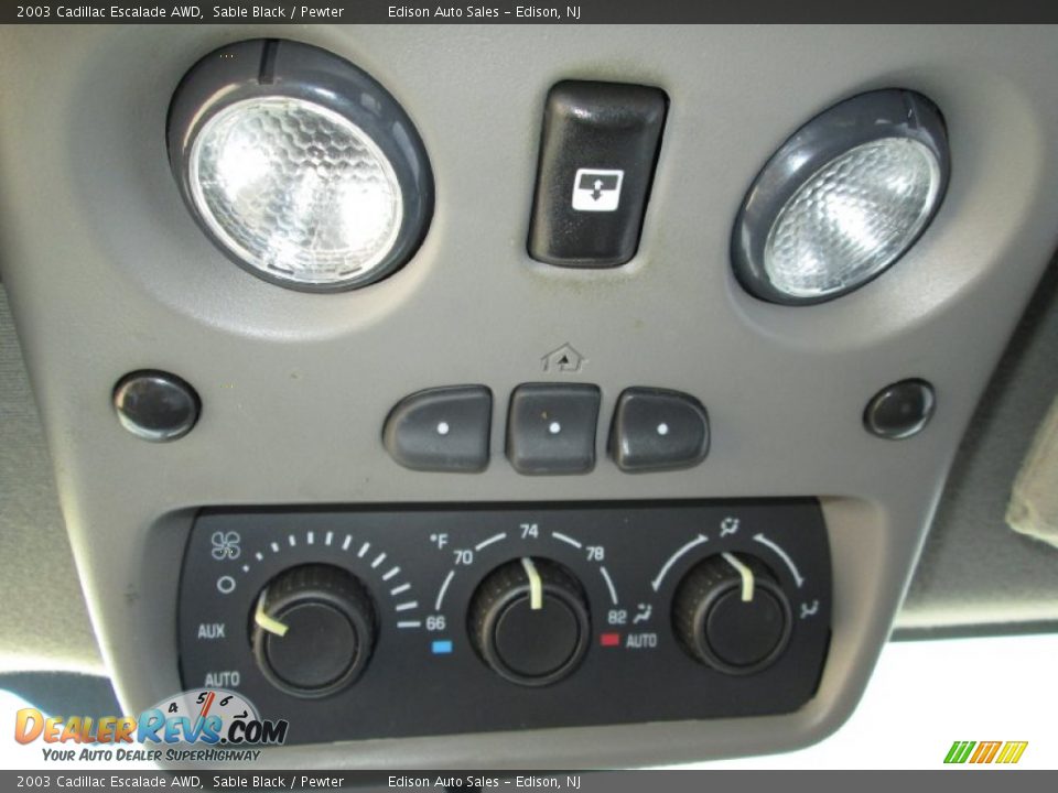 2003 Cadillac Escalade AWD Sable Black / Pewter Photo #26