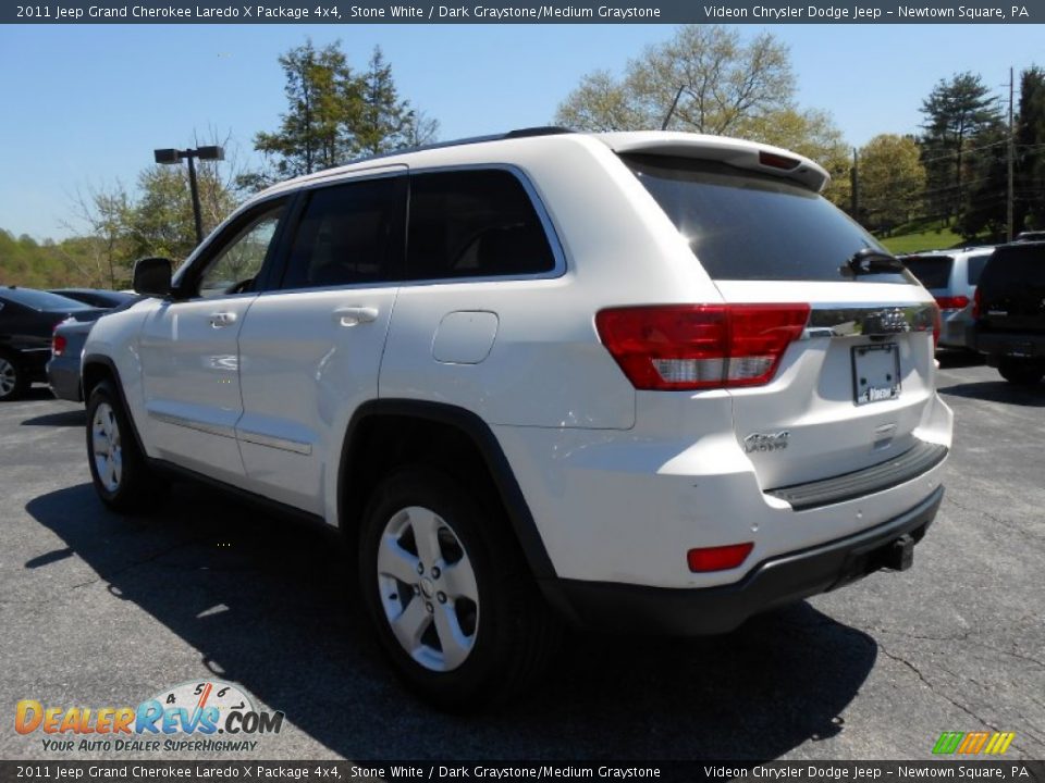 2011 Jeep Grand Cherokee Laredo X Package 4x4 Stone White / Dark Graystone/Medium Graystone Photo #5