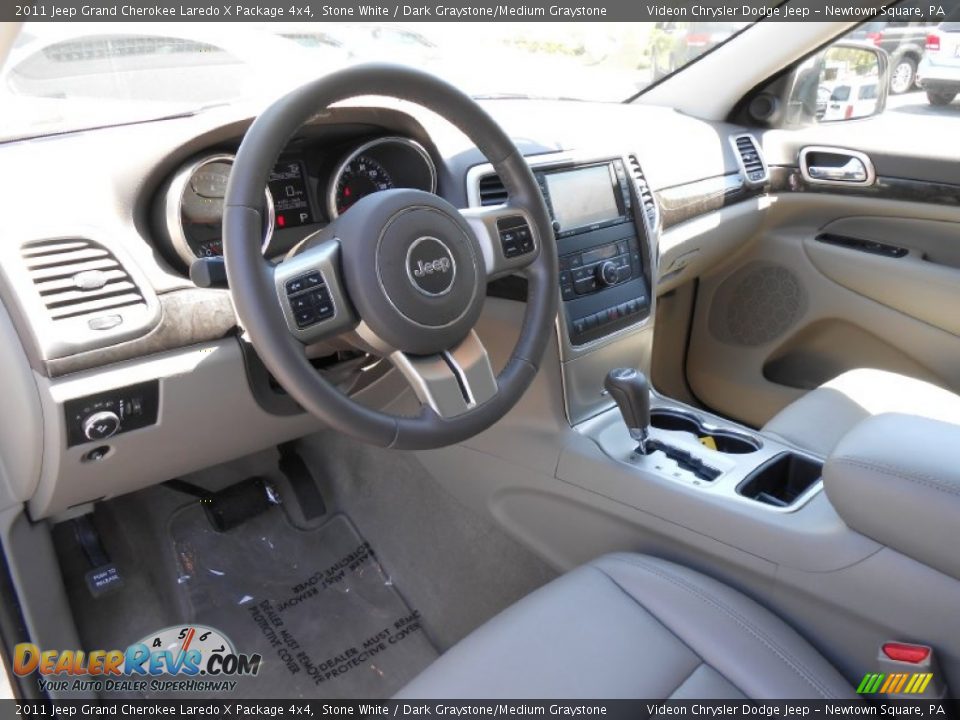 2011 Jeep Grand Cherokee Laredo X Package 4x4 Stone White / Dark Graystone/Medium Graystone Photo #9