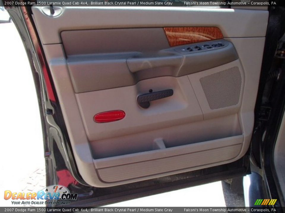 2007 Dodge Ram 1500 Laramie Quad Cab 4x4 Brilliant Black Crystal Pearl / Medium Slate Gray Photo #12