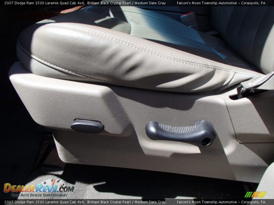 2007 Dodge Ram 1500 Laramie Quad Cab 4x4 Brilliant Black Crystal Pearl / Medium Slate Gray Photo #16