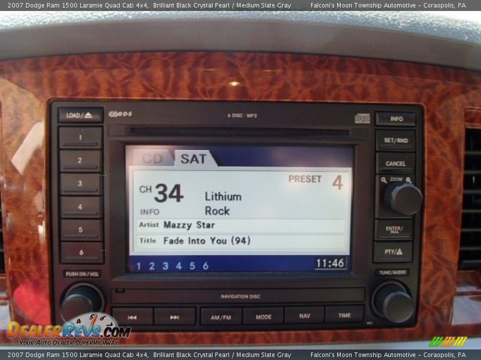 2007 Dodge Ram 1500 Laramie Quad Cab 4x4 Brilliant Black Crystal Pearl / Medium Slate Gray Photo #18